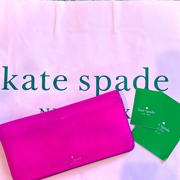 kate spade Handbags - Kate Spade Clutch/Wallet Pink Erin Grey Street Style